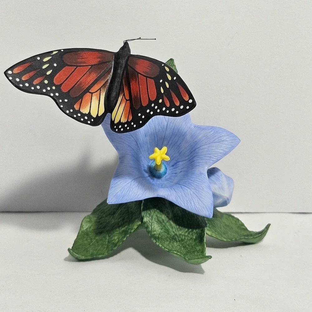 Lenox Nature's Beautiful Butterflies Fine Porcelain Monarch Butterfly Flower